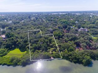3246 Old Oak Dr, Sarasota, FL 34239