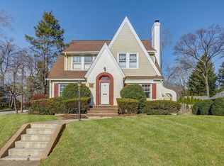 24 Sutton Pl, Verona, NJ 07044