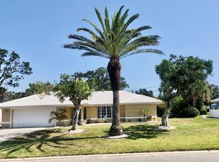 201 Chardin Dr, Nokomis, FL 34275