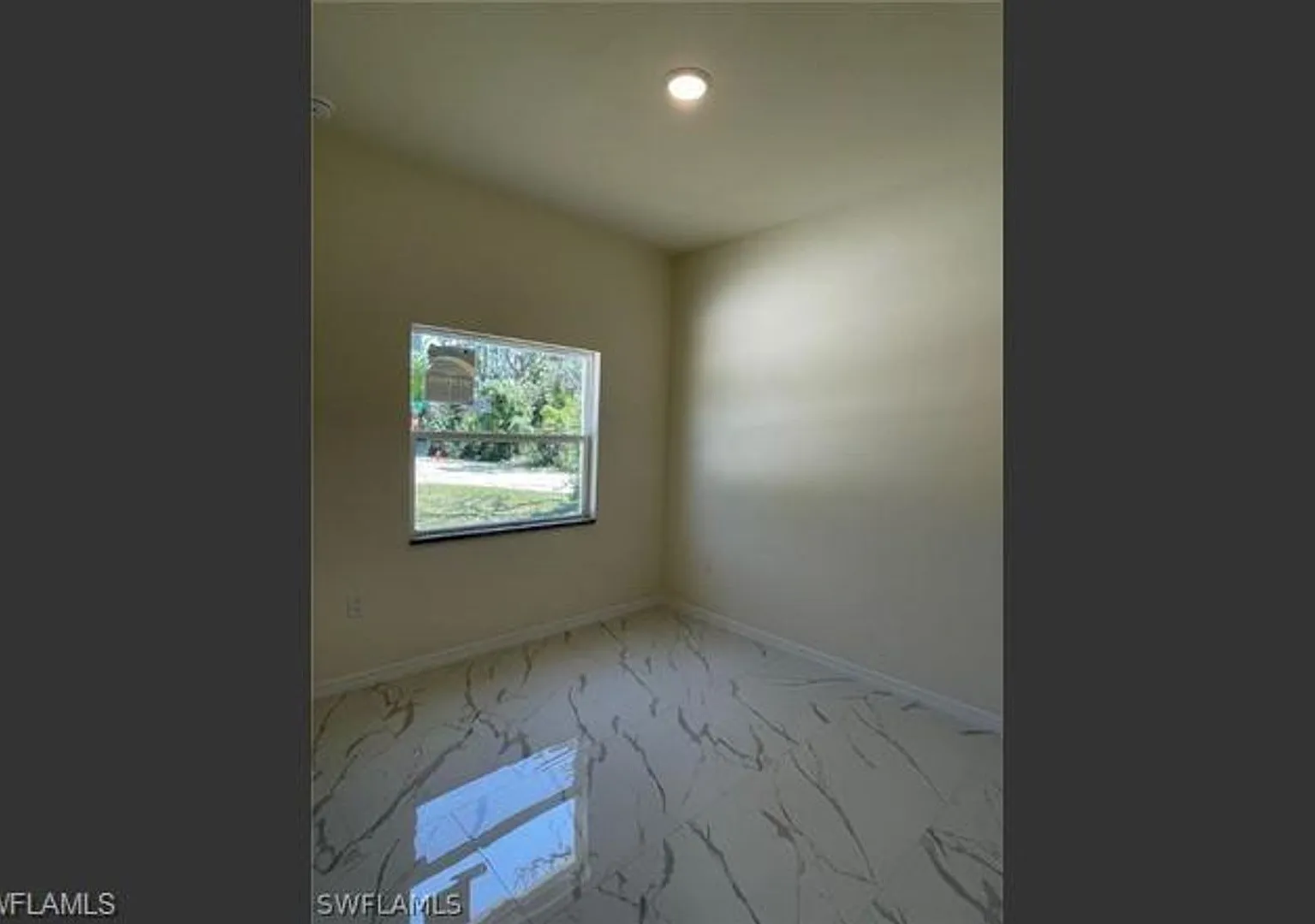 New 3 Bedroom/ 2 Bathroom- Pet Friendly — Photo 4