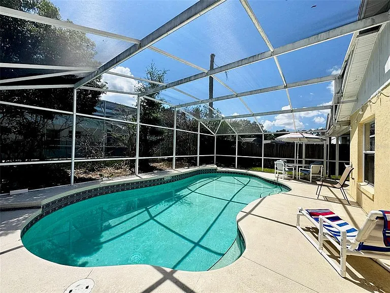 1509 Indian Oaks Trl — Photo 27