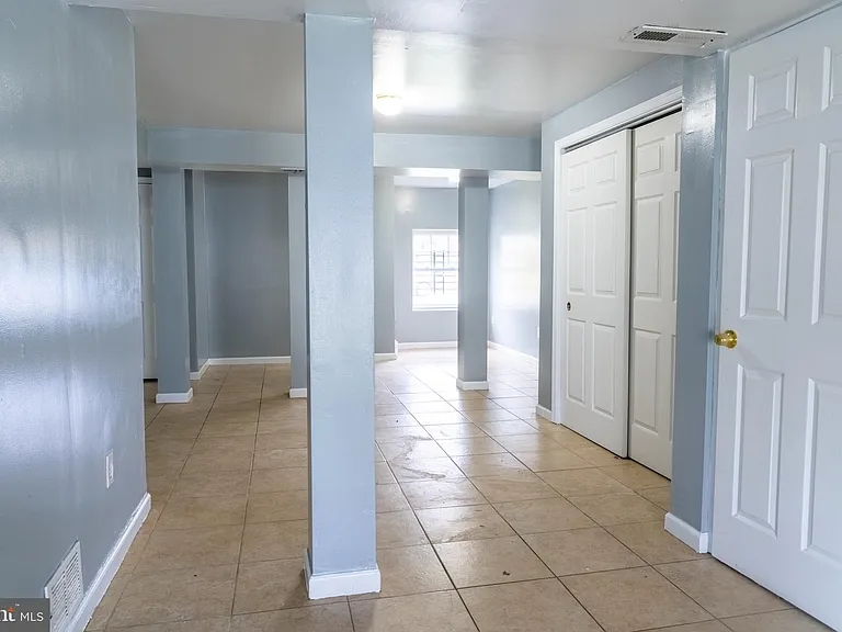 3731 Greenmount Ave — Photo 13