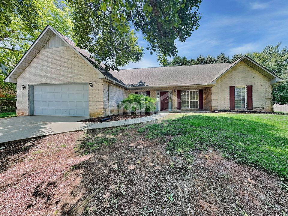 1st image of 721 Mize Farm Ct