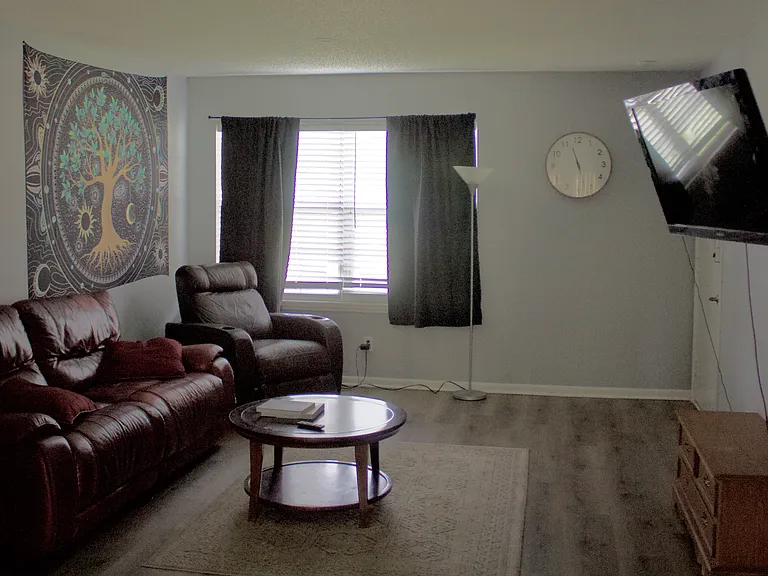 5326 Whiteway Dr — Photo 5