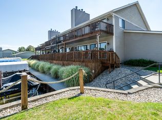 5795 Beech Ave APT 42, Coloma, MI 49038
