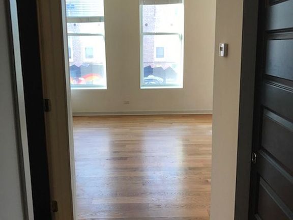 4th image of 1800 S Ashland Ave APT 202