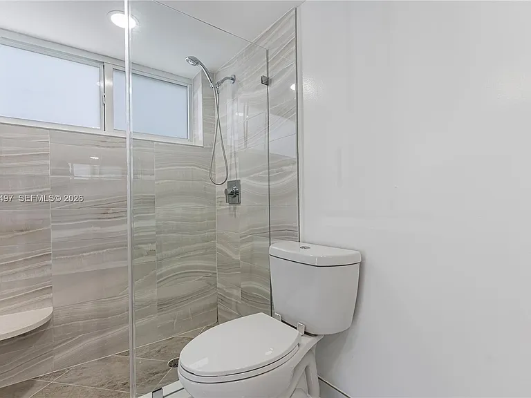 8340 Harding Ave #201 — Photo 9