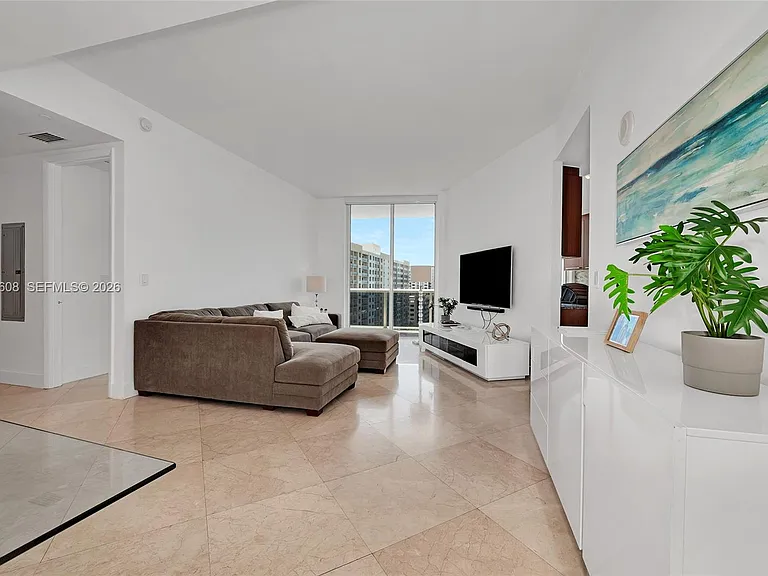 16001 Collins Ave #1005 — Photo 8