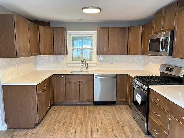 50 Carey Ave #A — Photo 15