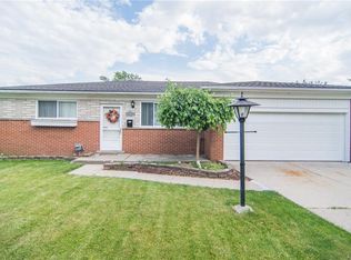 15022 Chippewa Dr, Warren, MI 48088