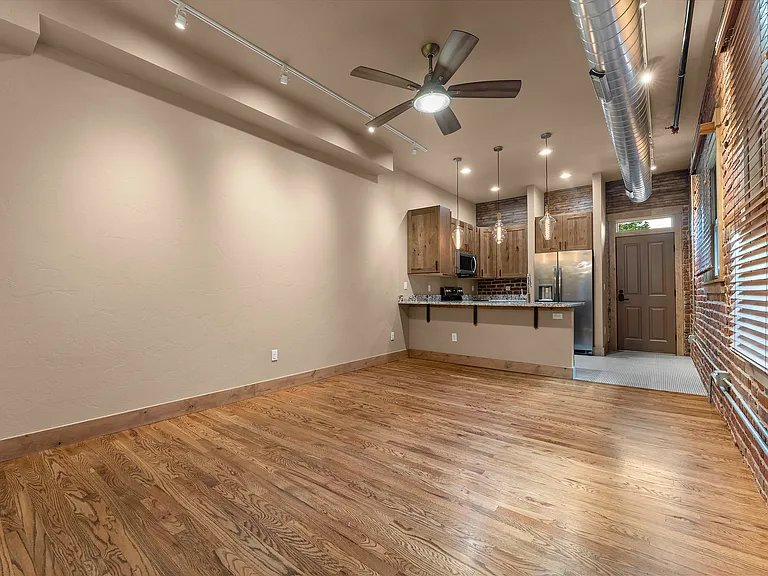 1128 N Grant St #200 — Photo 3