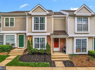 235 Coventry Sq, Sterling, VA 20164