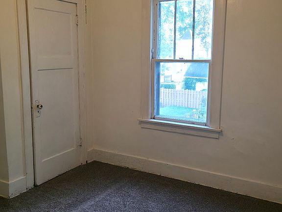 4th image of 364-366 Cedar St #2E