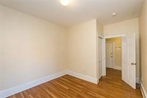 141 Chiswick Rd #3 — Photo 6