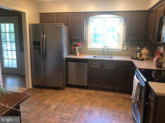 4th image of 10520 Ni River Dr