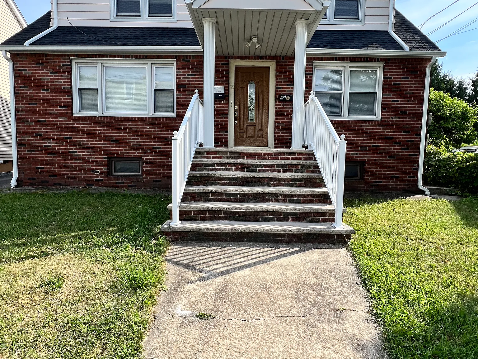 2 bed, 775 sqft, $2,200 — Photo 1