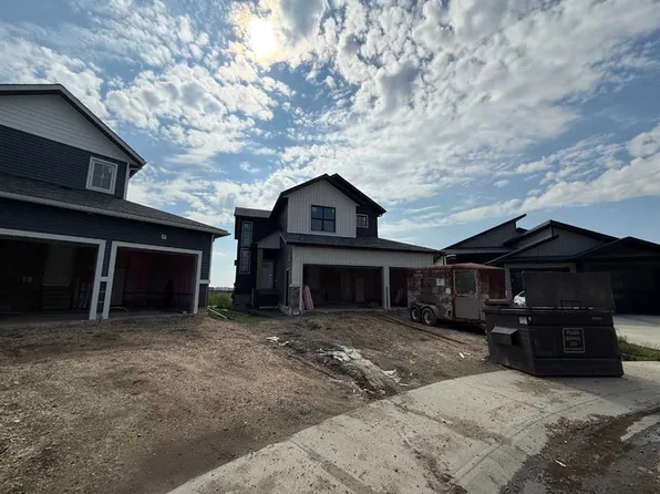 10501 N 133rd Ave, Grande Prairie, AB T8X 0W5