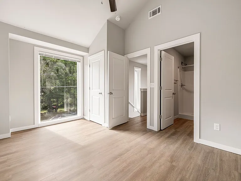 1348 S West Ave #108 — Photo 11