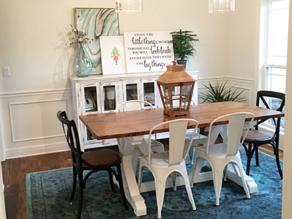 Gorgeous formal dining room