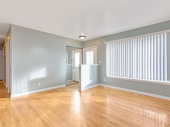 2nd image of 15203 Elderwood St