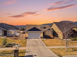 13421 N Shimmering Ct, Rathdrum, ID 83858