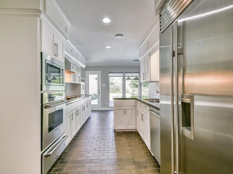 1st image of 5210 Braesvalley Dr