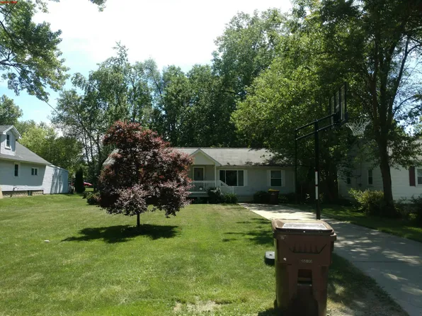 4585 Grove St, Holt, MI 48842