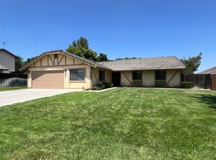 6035 Golden Terrace Dr, Riverside, CA 92505