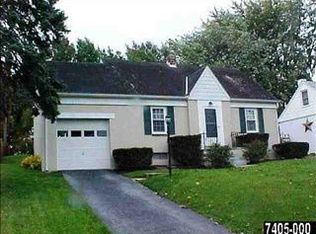 37 Ridgeway Dr, York, PA 17404