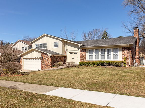 4th image of 3914 Medford Cir