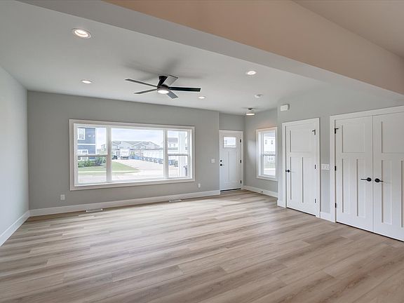 2nd image of 4866 Suelo Rd