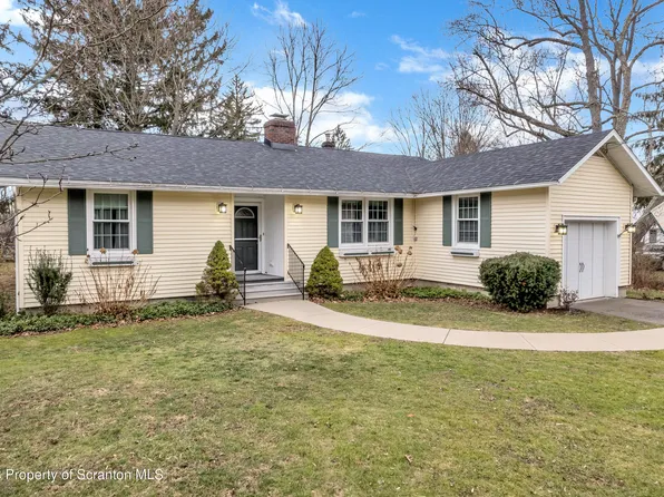 507 Glenburn Rd, Clarks Summit, PA 18411