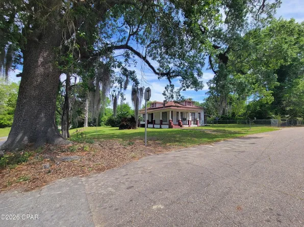 5282 Dothan St, Campbellton, FL 32426