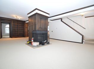 40 Elm St, Newport, RI 02840
