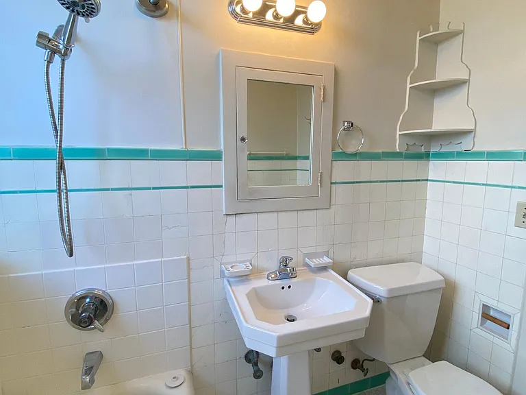 2060 Leavenworth St #5 — Photo 26