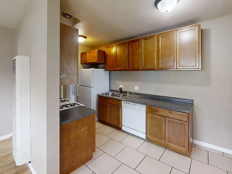 34059 Avenue J — Photo 3