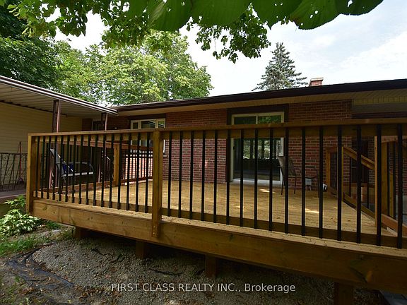4th image of 1506 Simcoe St N #B2