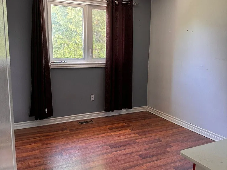 59 Westhumber Blvd — Photo 2