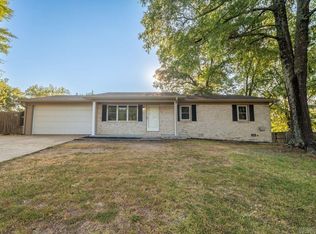 406 Cedarwood St, Hot Springs, AR 71901