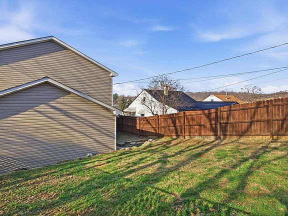 4th image of 6704 Dudley Ferry Rd