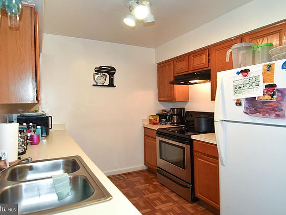 3rd image of 12155 Salemtown Dr