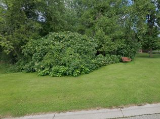 1929 Kempton Ct, Fergus Falls, MN 56537