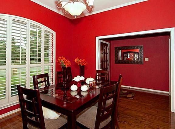 2nd image of 1812 Field Cove Dr