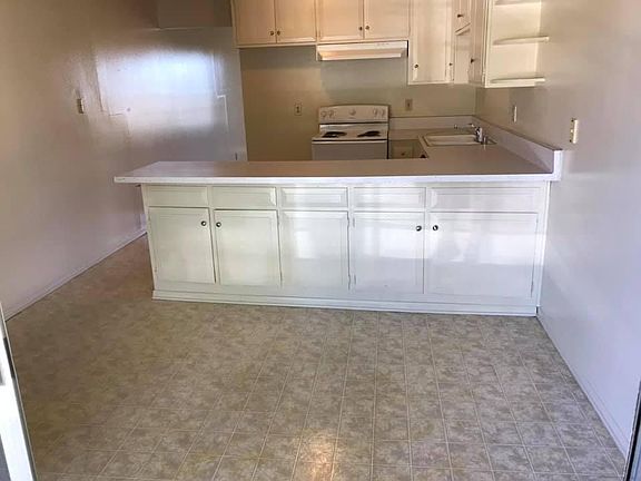 4th image of 750 W Bonita Ave APT 15