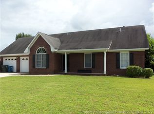 6345 Bent Tree Dr, Fayetteville, NC 28314