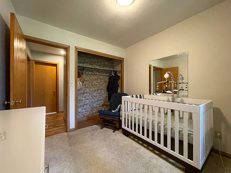 2018 Greenbriar Cir — Photo 10