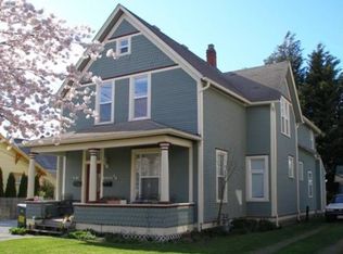 2115 1/2 J St, Bellingham, WA 98225