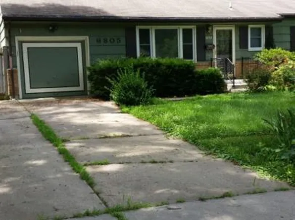 6805 Fairlane Dr, Kansas City, MO 64134