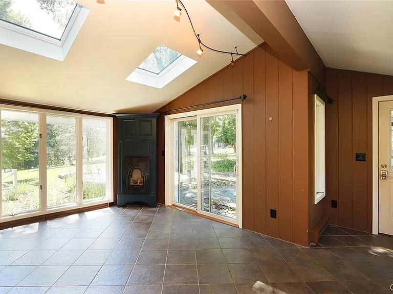2890 W Lake Rd — Photo 19