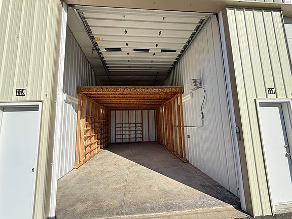 3rd image of 1349 McNearney Rd #1